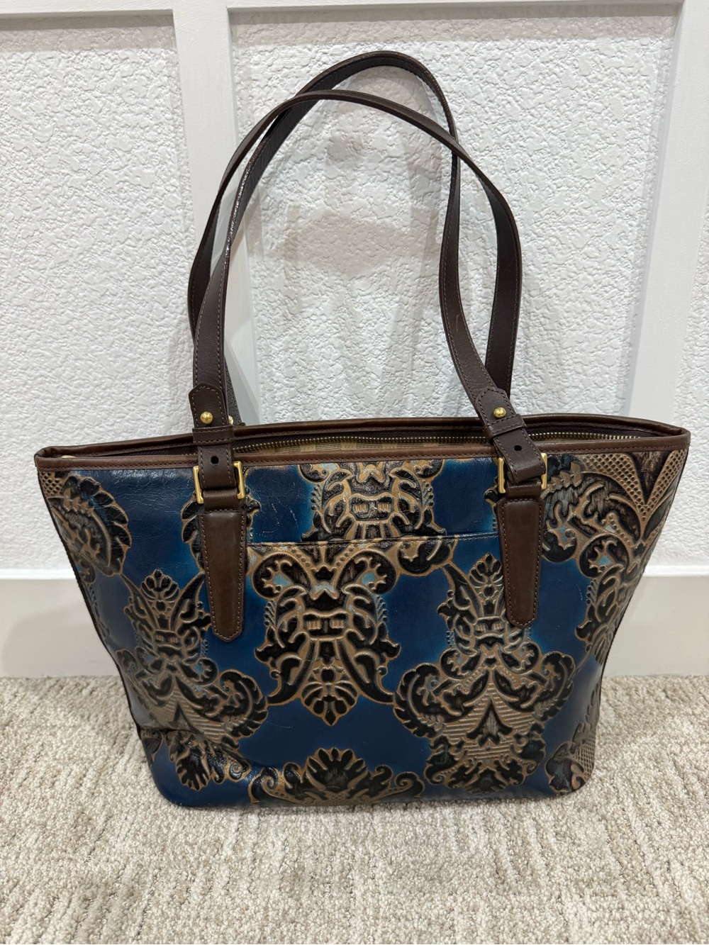 Brahmin Blue & Brown Damask Embossed Medium Asher Navy Fresco Tote w/card - Picture 3 of 10